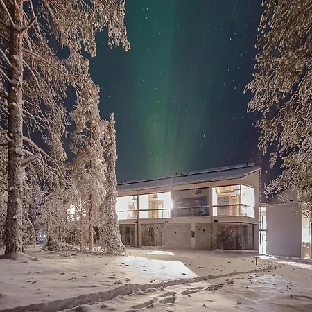 Frozen Ski-in Ski-out By Aavalevi