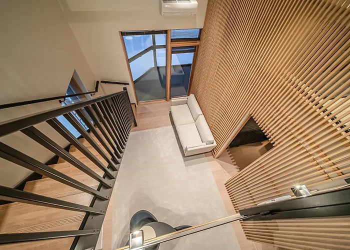 Frozen Ski-in Ski-out By Aavalevi *